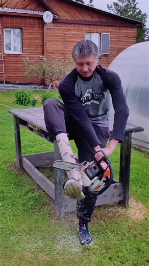 Building a Prosthetic Leg: An Inspiring DIY Journey