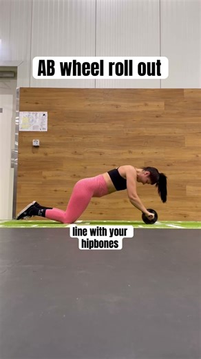 AB wheel roll out - abs exercise