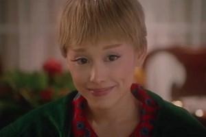 Ariana Grande Reimagines Iconic ‘Home Alone’ Scene With a Gory Twist in ‘SNL’ Parody: Watch