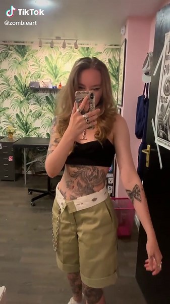 ZombieModel (@zombieart)’s videos with original sound - user17118272634201