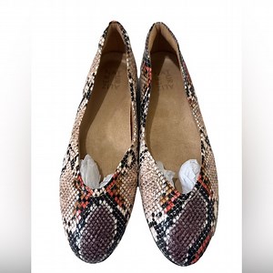 New NATURALIZER Snakeskin Pattern Ballet Flats Women’s Size 8 M Loafer