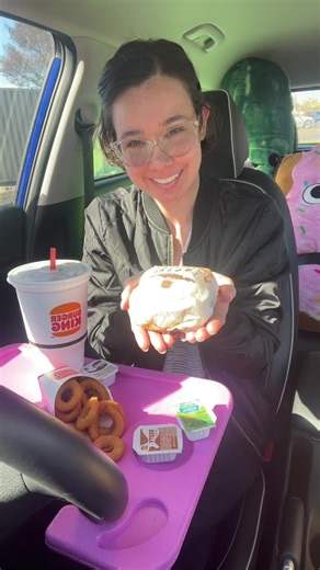 Who did you root for in the Super Bowl? #fyp #burgerking #mukbang #superbowl #sunday @Burger King