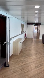 Algérie Ferries : découvrez la salle de prière du Badji Mokhtar 3 (vidéo) Algérie – Assurant un nombre des dessertes d’Algérie Ferries, le navire Badji Mokhtar 3 se révèle en possession de plus d’une salle de prière. Nous vous invitons à découvrir les détails dans la suite de notre édition du 9 février 2022. Vous êtes voyageur et client d’Algérie Ferries, le transporteur marin révèle une nouveauté. Il s’agit du nouveau bateau que possède la compagnie maritime Algérie Ferries, Badji Mokhtar 3 qui