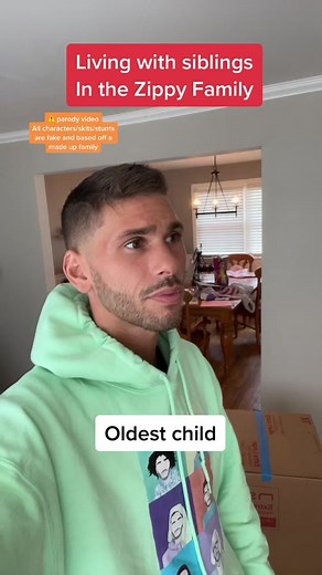 Unboxing Prank: Sibling Shenanigans 📦