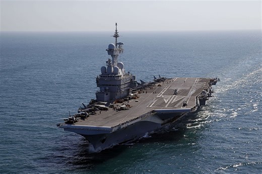 Le chantier du nouveau porte-avions français se précise