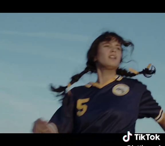 Lottie they could never make me hate you ♡ #lottiematthews #yellowjackets #halsey #Halsey #badatlove #fyp #fyppp #viral #please #dontflop @julie 🍉 tyy for the scene pack @yellowjackets🐝💛 @karaa🐞 @Lottie’s Stag🐝 - sry for @'ing you if it's annoying i lowkey don't know how to do any of ts