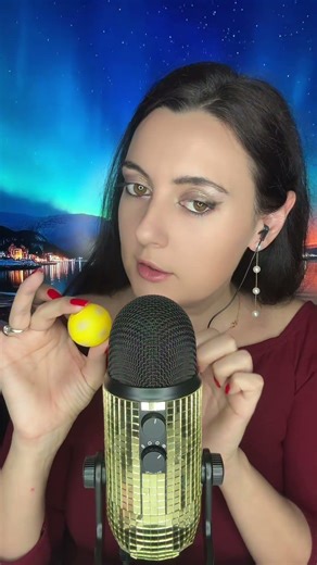 ASMR Ball Sounds 🟢 Relaxing Tapping & Rolling for Deep Relaxation