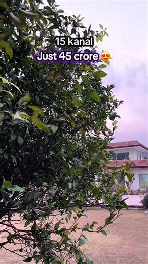 15 Kanal Farmhouse for Sale in Banigala Islamabad