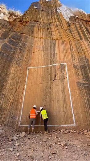 Maan Crafts | Crafting a beautiful Room Inside the Mountains to enjoy hill view 🪟 Beautiful View with beautiful design room in 🏔️ mountain 🌄 . .... | Instagram