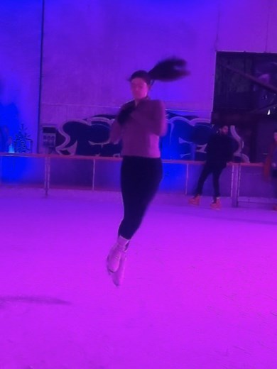 Comparing Axel on Ice and Inline Figure Skating