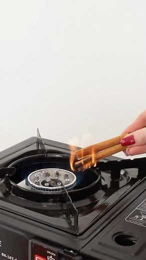 See what happens when you burn cinnamon at home. Natural insect repellent