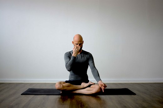 How to do Kumbhaka Pranayama - Full Breath Retention - YOGATEKET