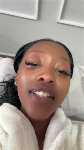 Lost my waxing virginity🥹 highly recommend @ONE TOUCH BEAUTY CLINIC! She was super patient with me and even laughed at my unfunny jokes! She has a beautiful & calm aura AND she has a Christmas special running rn! Yall have no excuse to not be is smooth as a baby’s butt!💋 #wax #maintenance #fyp