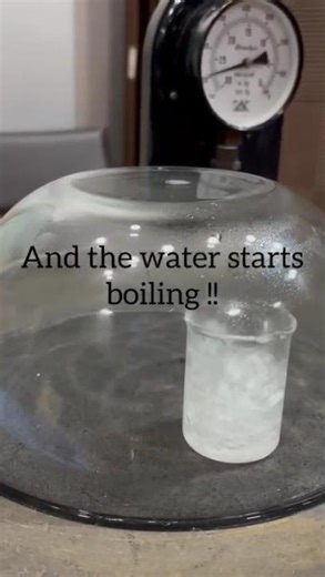 "Boiling Water Without Heat?! 🤯 Vacuum Chamber Science Experiment"