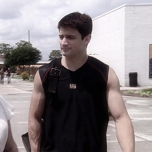 s6 nathan 🔛🔝 #nathanscott#nathanscottedit#onetreehill#onetreehilledit#othedit#oth#edit#foryou#fyp#viral#trending spc: @2s0ul