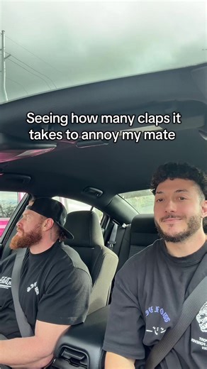 Annoying My Mate with Clapping Prank