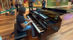 Angels • Robbie Williams Escute em todas as plataformas de streaming. É só digitar “Piano Rock” #pianorock #glauciocristelo | Piano Rock