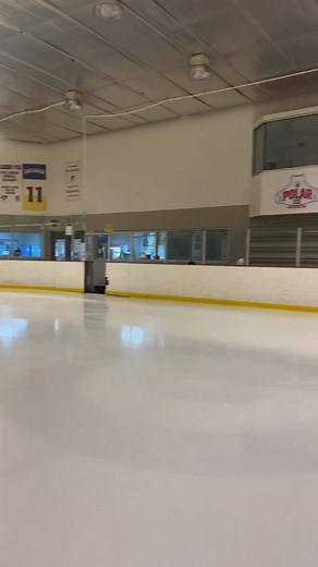 24K views · 2.2K reactions | Just a lil waltz & axel :) #figureskater #figureskating #iceskater #IceSkating #explore #explorepage #adultfigureskater #iceskatingtiktok figure skating jumps waltz jump axel ice skating jumps figure skater adult skater practice outfits figure skating hairstyles ice skater skating practice | Jamie Stuckert | Facebook