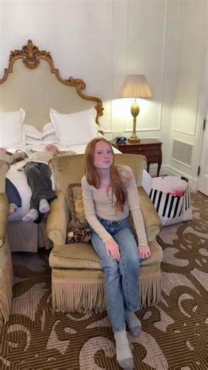 Christmas in New York: A Magical Plaza Experience