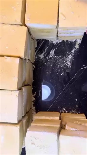 Gym Chalk Uses and Benefits for Athletes