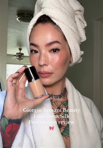 Giorgio Armani Luminous Silk Foundation Review