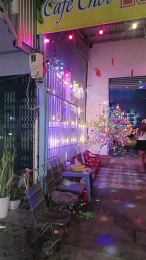 Ngọc Moon Cafe: Cà Phê Nhỏ, View Đẹp