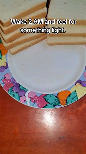 I was feeling a bit peckish. I woke up and feel for something Iight. | i was feeling a bit peckish