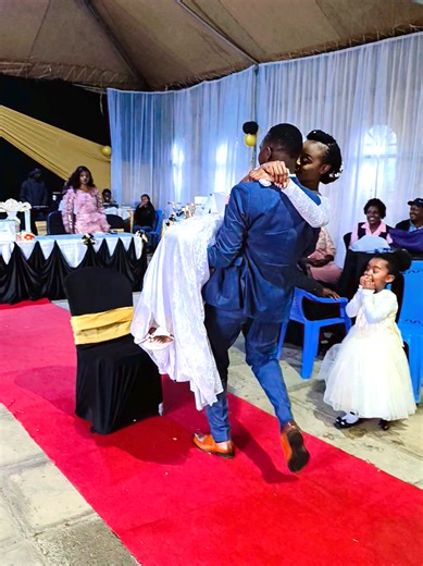 Lifting Tricks: Can You Carry Your Babe Like This?