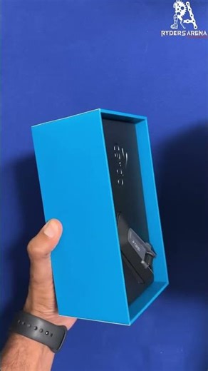 Best Motorcycle Bluetooth Intercoms| Cardo, BluArmor, EJEAS #bikeaccessories #ridinggear #bikerlife