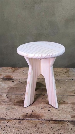 Banquinho Desmontável: Criatividade em Marcenaria