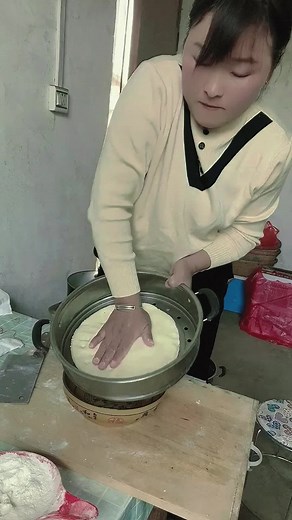 Making Dough: A Step-by-Step Guide to Perfect Texture