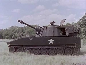 105mm Howitzer M108, Self Propelled - US Army Field Artillery Weapons - CharlieDeanArchives