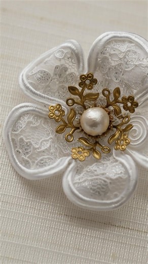 (4月24/25日開催)ソウタシエ×オートクチュール刺繍で作るフラワーコサージュ #ハンドメイド #手芸
