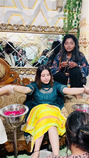 মজার ভিডিও দেখার জন্য আইডিটা ফলো করে রাখুন কফিলিং করে দেন####