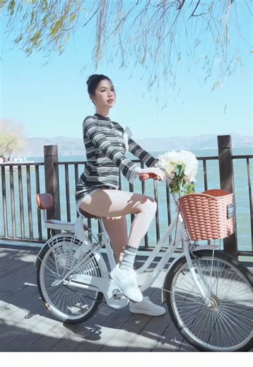 Một đôi sneaker cho mọi ngày đi làm – đi chơi – dạo phố. NE70 Sneaker Classic chính thức ra mắt 24.01.2026, đừng bỏ lỡ nha cả nhà .🤍@Ngoc Trinh #nestystore #Nesty #ngoctrinh89 #comingsoon