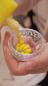 It's time to get rid of those pesky blackheads, girl! Let's restore your youthful glow by eliminatin