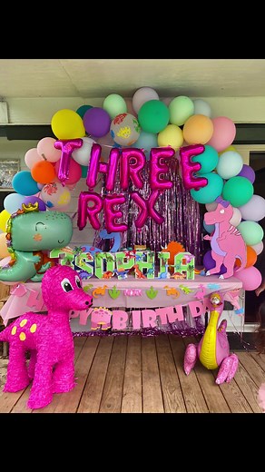 Dinosaur Birthday Party 🦖💕 for my Three Rex 🦖 #dinosaurs #dinosaur #birthday #birthdaygirl #dinosaurbirthdaytheme #dinosaurbirthdayparty #threerex #diy #diybirthdaydecor #amazon #junebirthday