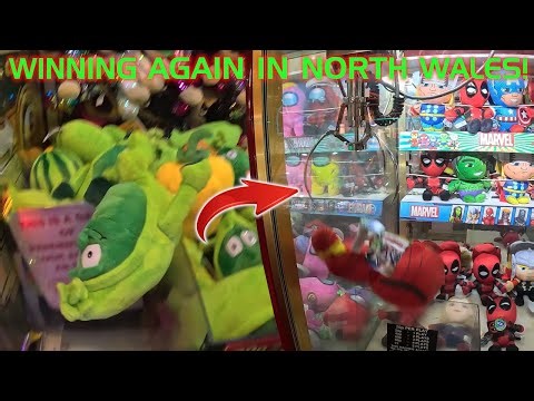 Claw Trek Episode 278 | North Wales Arcade Crawl: WINNING NUMEROUS PRIZES At The Claw Machine