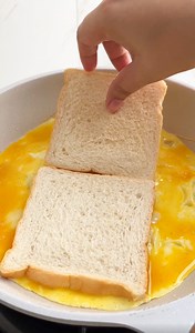 This egg sandwich hack never gets old. | Tukayo Cooking