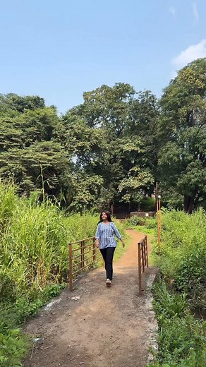 Swami Samarth Math Palasdhari 😍🙏🏻 📍Just 8 km from Karjat station, hidden in the serene village of Palasdhari, stands a divine gem — Shree Swami Samarth Math, the same place where Swamiji spent 22 sacred days 🙏 Surrounded by lush greenery and calm vibes, this math was built in just 22 days — and you can truly feel the divine peace here! After darshan, take a short walk to the beautiful Palasdhari Dam — the view will steal your heart 💧✨ Perfect blend of spirituality and nature — a must-visit