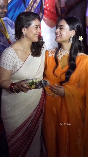 Aryan Khan And Nayasa Devgan Looking at each other with love ❤️💓 #shorts #trending #status