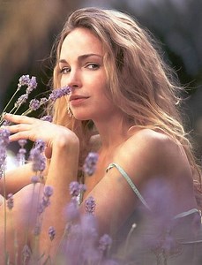 Claire Keim - Page 6