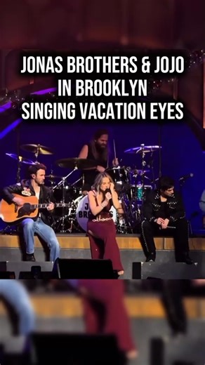 “This Jonas Brothers & JoJo ‘Vacation Eyes’ Live Moment Gave Fans Chills” #jonasbrothers #jojo