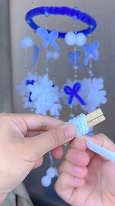 ❄️ DIY snowflake wind chimes are so beautiful! I’ll give them to you next time we meet ✨ A sweet little handmade gift filled with winter vibes 💙 #DIY #Gift #Windchimes #Snowflakes #HandmadeCrafts | Crafty Videos