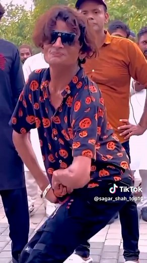 badara jaag jaaye@Azam sagarTop10 👍 💋 jaan jaan good work. special for girl 🌹I have always made videos according to Trending please Don't Under review #trending #tiktokislove hit song Pakistan classical Punjabi mujra hit songs Pakistani #sagartop10 #womenofpakistan #saimabanquet # #khelegapakistan #JahanFansWahanStadium song#saimanoor #foryou #foryoupage #pakistan #fyp #viral #viral #vedo #growm #standwithkashmirkashmi #liveforthechallenge #standoutwithrealmec35 #jahanfanswahanstadium #standw