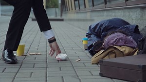 Warning: Scam Artists Going Door-To-Door Promising To Solve The Homeless Crisis | Waterford Whispers News