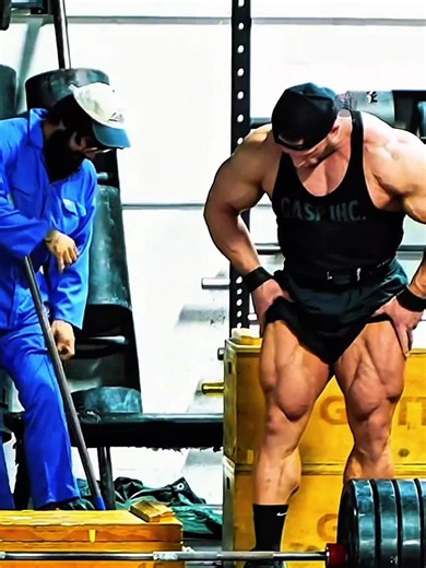 my legs also stronge 🤭 #anatoly #gym #fyp #viral #unitedstates @ANATOLY