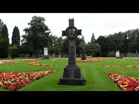 Manchester Southern Cemetery, Chorlton-cum-Hardy, UK. Exploring some of the memorials.