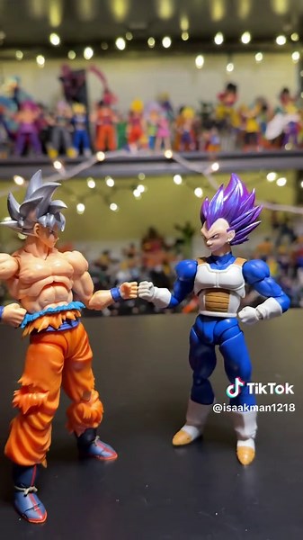 SHF Ultra Ego Vegeta VS SHF Mastered Ultra Instinct Goku!☠️ @Hippie_FiguresXVII for the custom ultra ego head😈 In honor of the newest Beast Deities Vegetas coming soon, i just wanted to make a lil video! #vegeta #goku #ultraego #ultrainstinct #shf #shfiguartsdragonballz #shfiguarts #shfvegeta #shfgoku #ultraegovegeta #actionfigures #actionfigurecollector #stopmotion #dbzfight