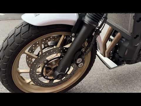 Yamaha XSR700 Legacy 2025 Silver 3,881 Miles 19033